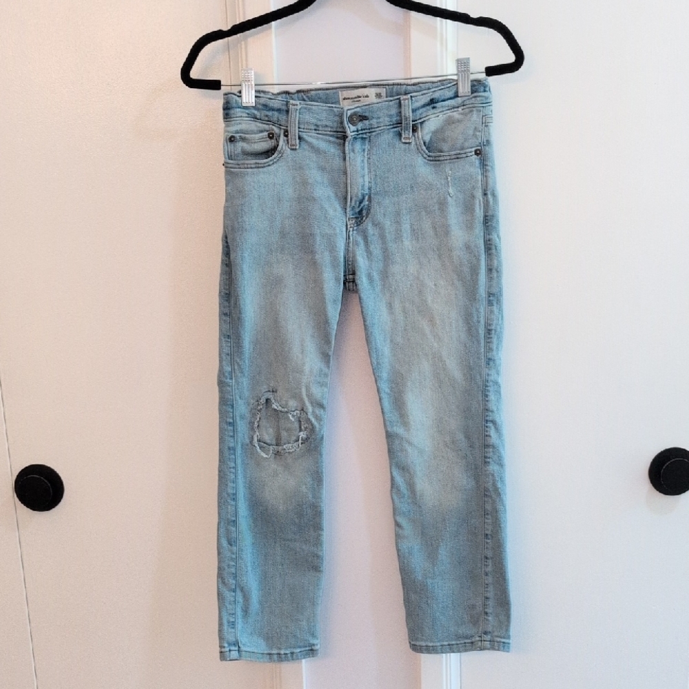 Abercrombie Kids Light Blue Straight Jeans, Size 11/12 Short